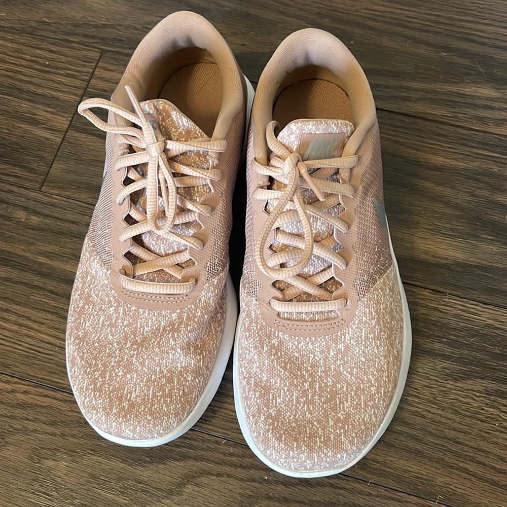 Womens Nikes
